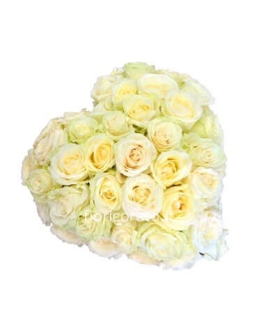 Natural Beauty- Cuore di rose colore bianco