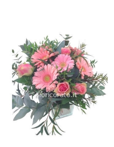 Pink Bohemia- Bouquet di fiori freschi, gerbere e rose colore rosa.