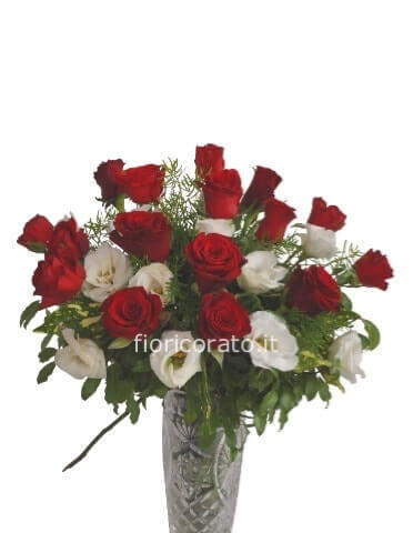 Amnetiste Rose Rosse-Bouquet di rose rosse e lisianthus.
