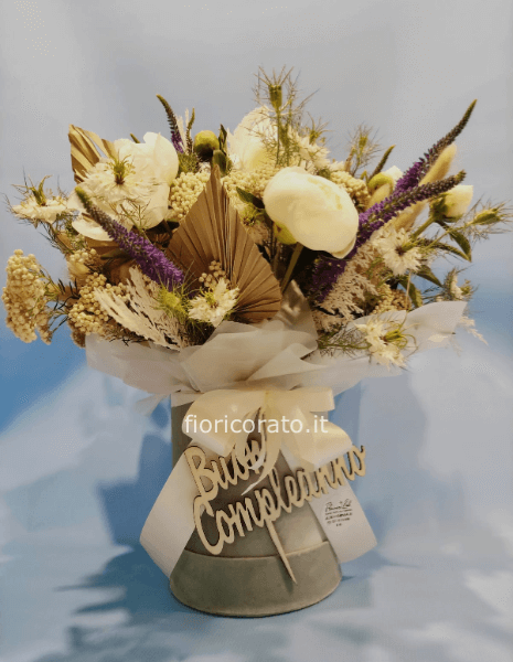 trendy creram flowers