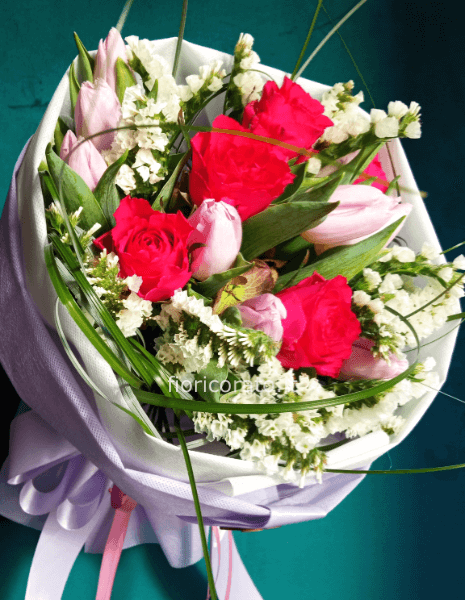 winter  tulip bouquet